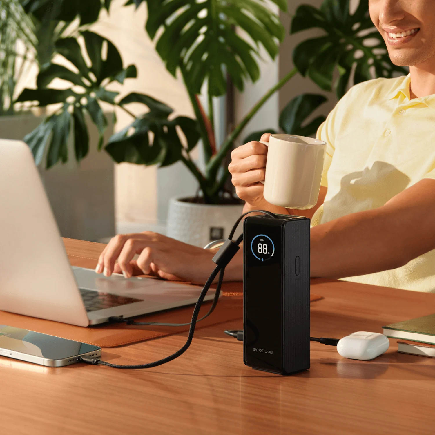 EcoFlow RAPID Powerbank (25 000 mAh, 170 W, Integriertes + Ausziehbares 100 W Kabel) - Image 4